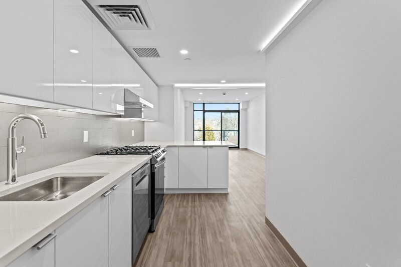 1-web-or-mls-_W4A7041