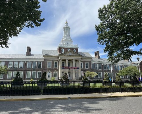 6-John-L-Miller-North-High-School-ptq5kbxdlpch7xzutfc8u019gnqo3mckvacofcm6xs